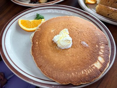Linda's Seabreeze Café 2